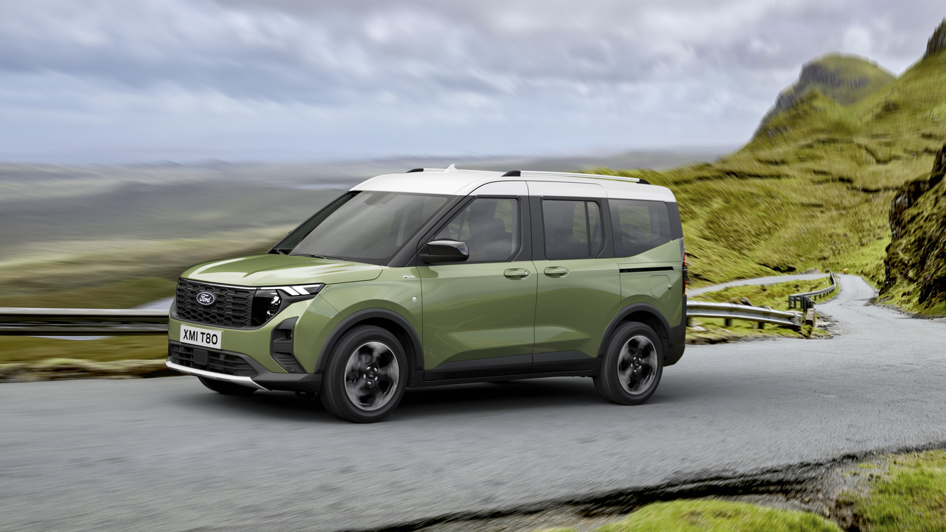 2023_FORD_Tourneo-Courier_Active_01